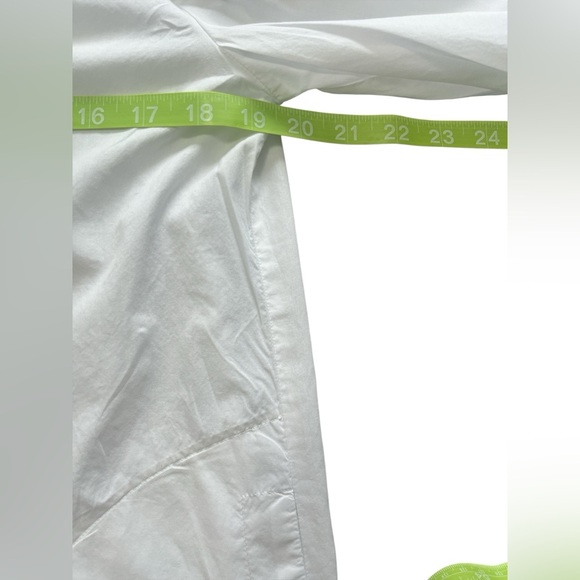 Lilly Pulitzer White Button Up Blouse Size Small - Picture 4 of 5